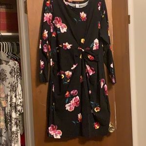 Beautiful black dress